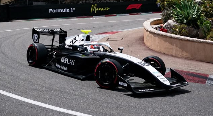 F3: Badoer conquista il principato, sprint di Xie a tavolino