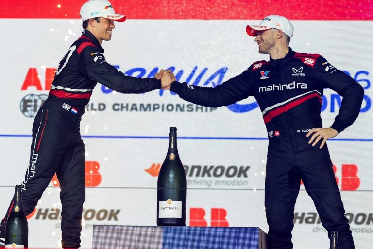 Mahindra rinnova De Vries e Mortara per la stagione 2026/2027