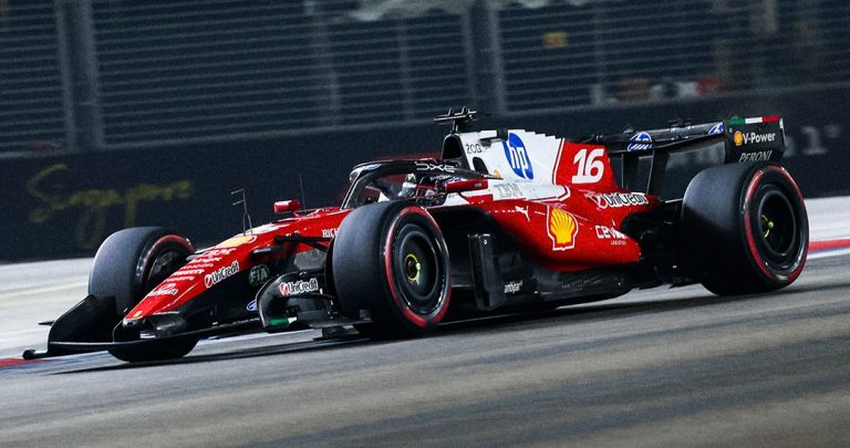 Copertina Ferrari Singapore