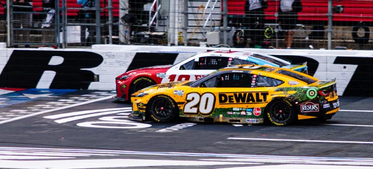 Copertina Nascar Charlotte