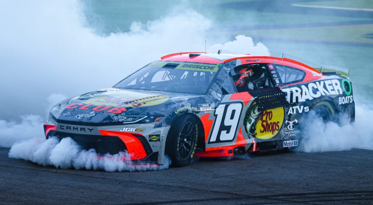 Nascar Las Vegas Copertina