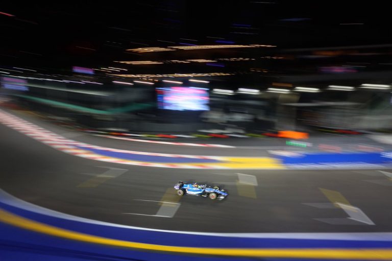 Weekend da incubo a Singapore per Williams